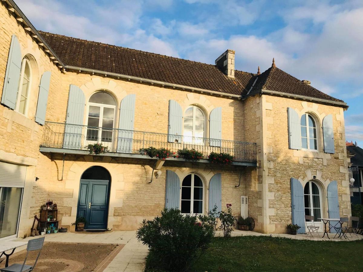 Les Clos Bleus Neuville-du-Poitou 외부 사진